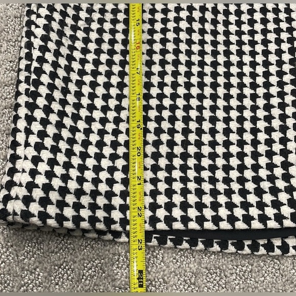 Ann Taylor Loft Houndstooth Wool Pencil Skirt - Picture 5 of 8